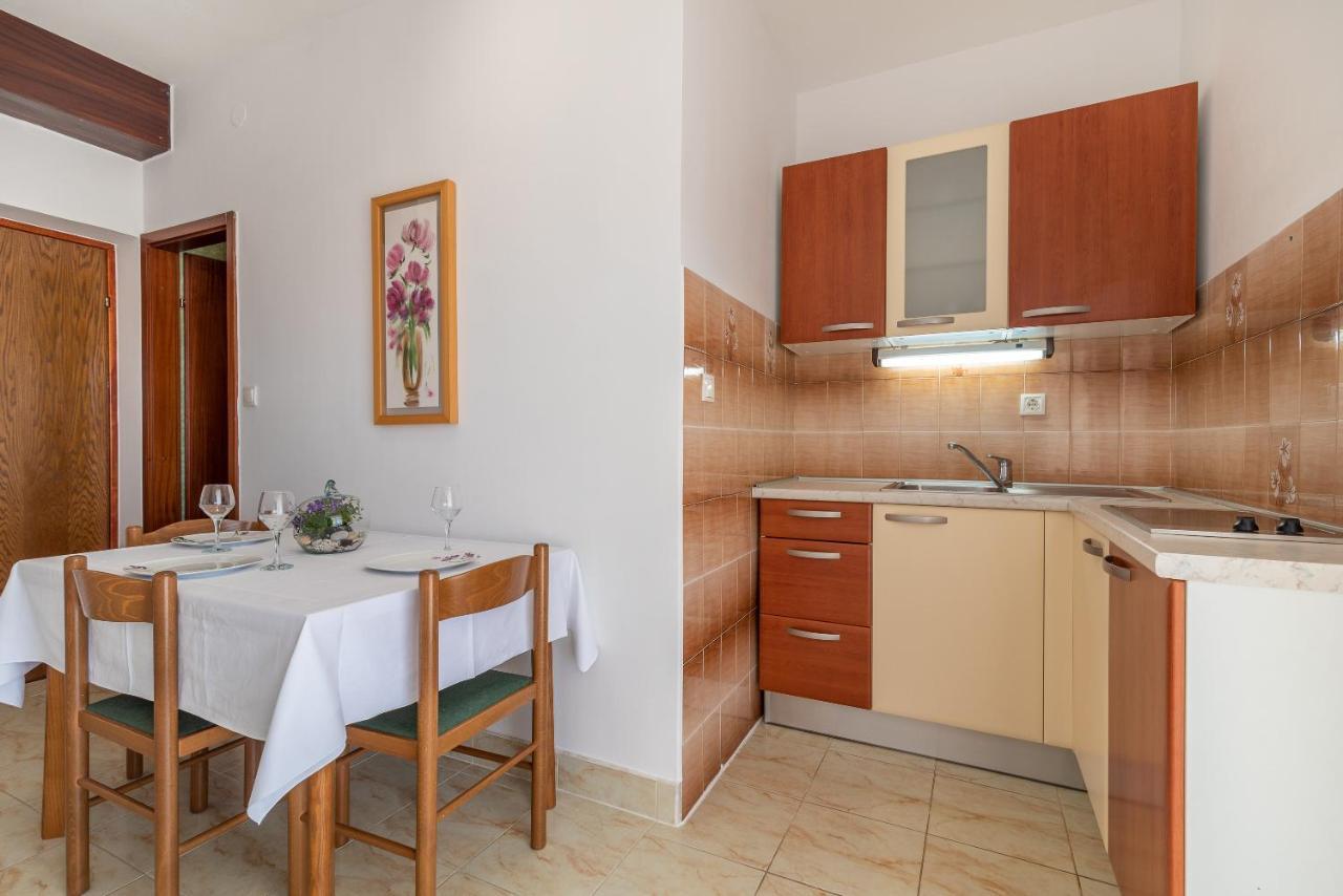 Bikaca 1 Lägenhet Trogir Exteriör bild